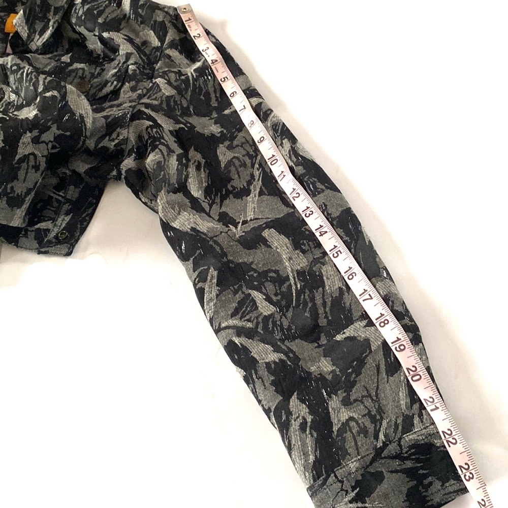 Ruby Rd. Graphic design printed black, white & gray long sleeve jacket, Size 14 - Picture 11 of 11